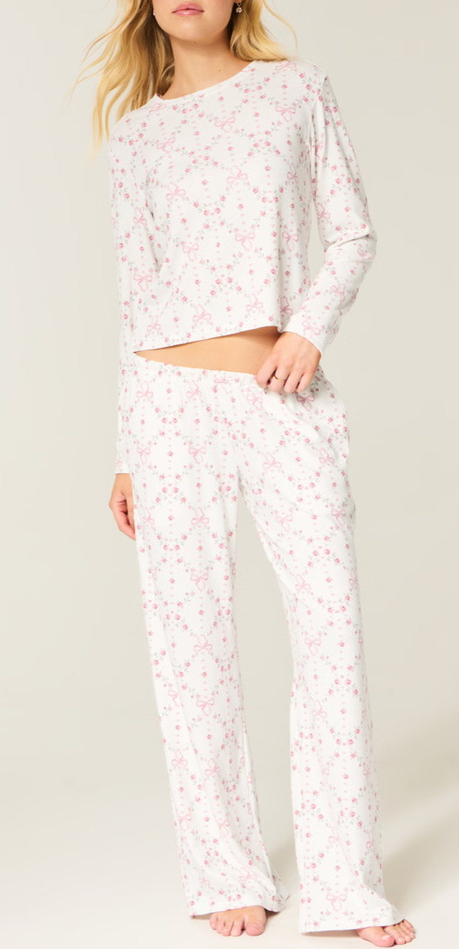 New Hollister rosette bow long sleeve pajama set Size XS Soft Loungewear Dainty